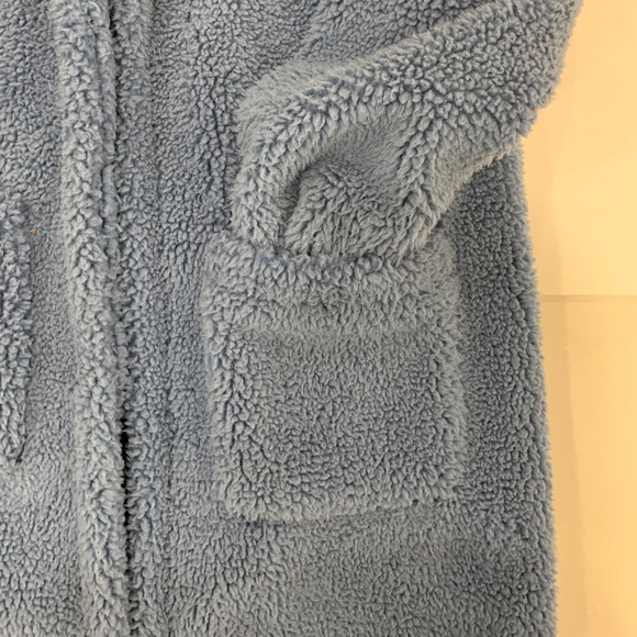 FREED oversized teddy coat in dusty blue - Picture 5 of 7